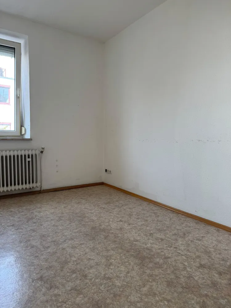 4 Zimmer Wohnung mit 70 m² in Augsburg – Bild 2