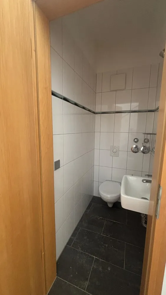 2 Zimmer Wohnung mit 100 m² in Krefeld – Bild 7