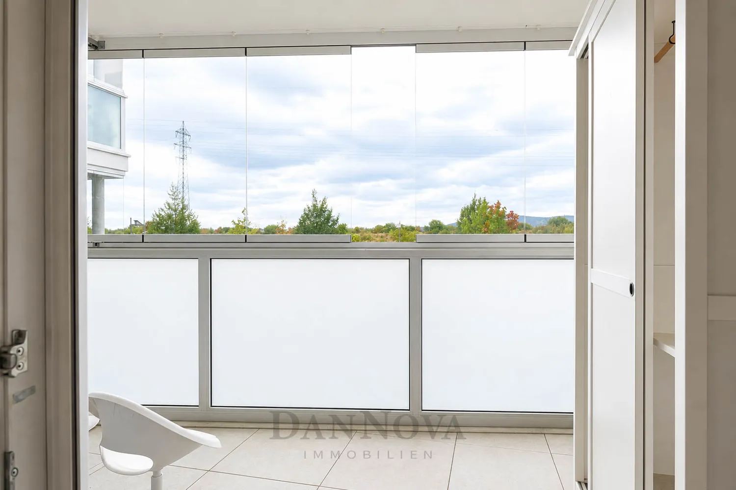4 Zimmer Wohnung mit 98 m² in Frankfurt am Main – Bild 11