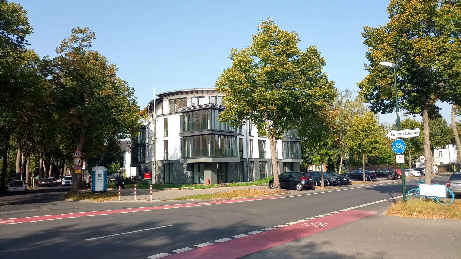 4 Zimmer Wohnung mit 73 m² in Düsseldorf – Bild 2