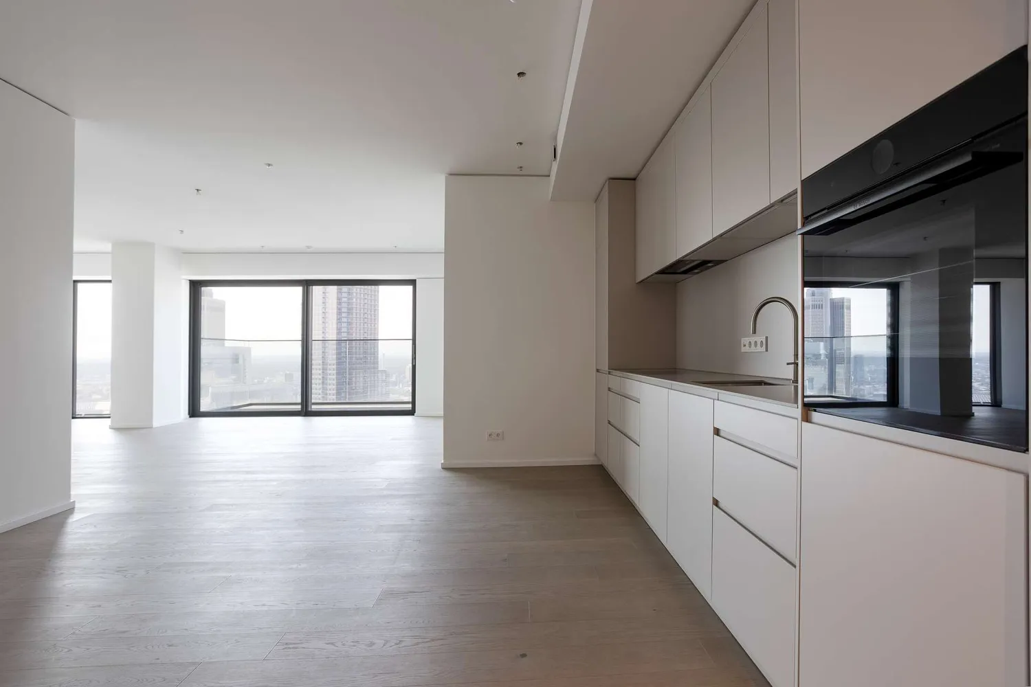 3 Zimmer Wohnung mit 125 m² in Frankfurt am Main – Bild 2