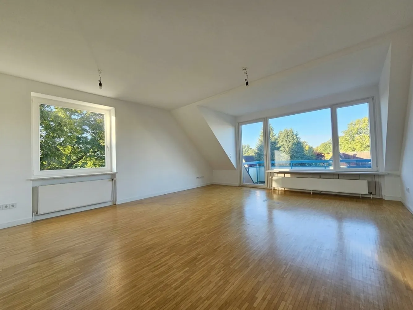 5 Zimmer Wohnung mit 107 m² in Hamburg – Bild 3