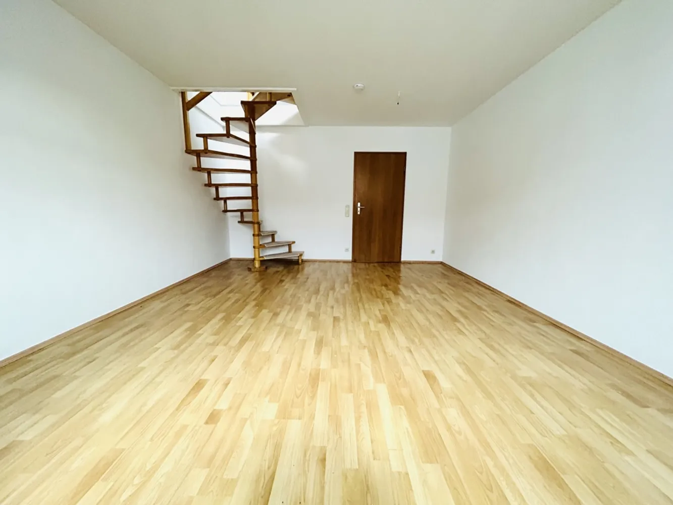 2 room apartment with 64 m² in Zeitz – Photo 4