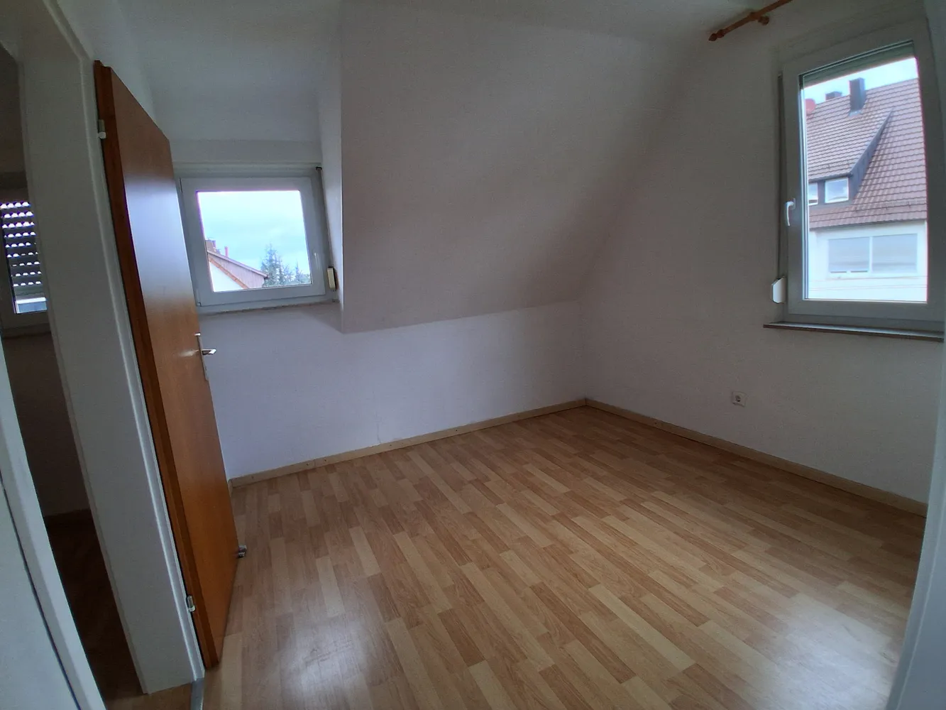 3 room apartment with 50 m² in Stuttgart – Photo 2