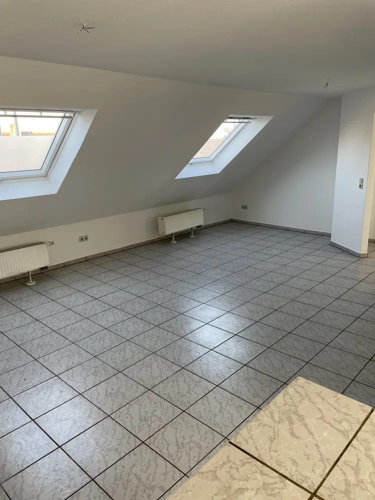3 Zimmer Wohnung mit 70 m² in Köln – Bild 2
