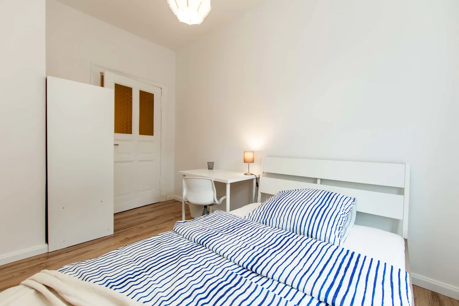 Shared room with 11 m² in Berlin – Photo 1