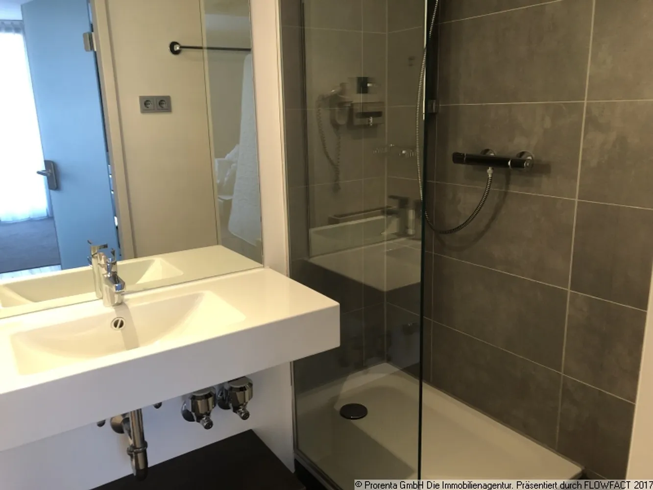 1 Zimmer Wohnung mit 25 m² in Düsseldorf – Bild 12