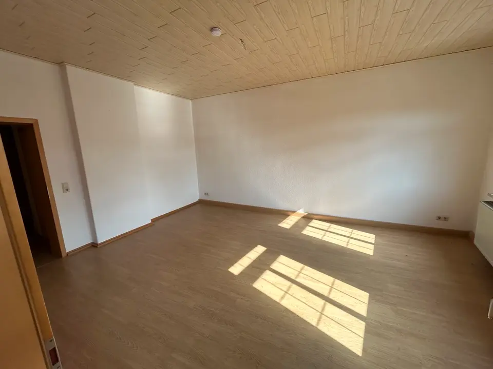 4 Zimmer Wohnung mit 87 m² in Rudolstadt – Bild 2