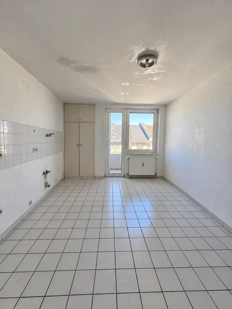 2 Zimmer Wohnung mit 70 m² in Wiesbaden – Bild 3