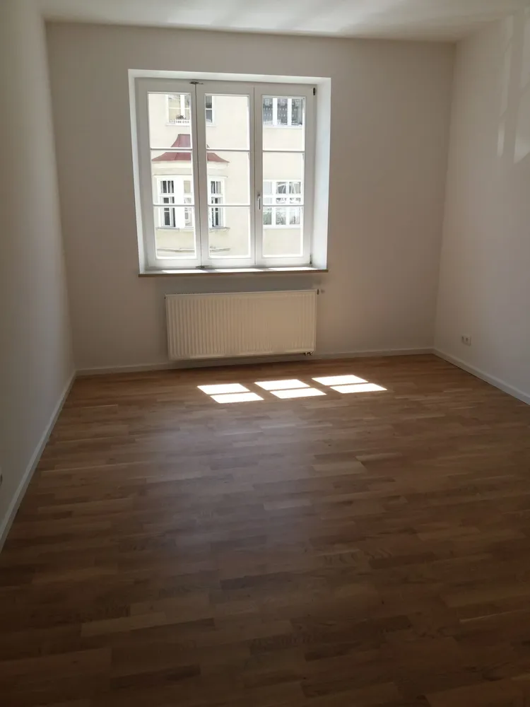 2 Zimmer Wohnung mit 55 m² in München – Bild 4