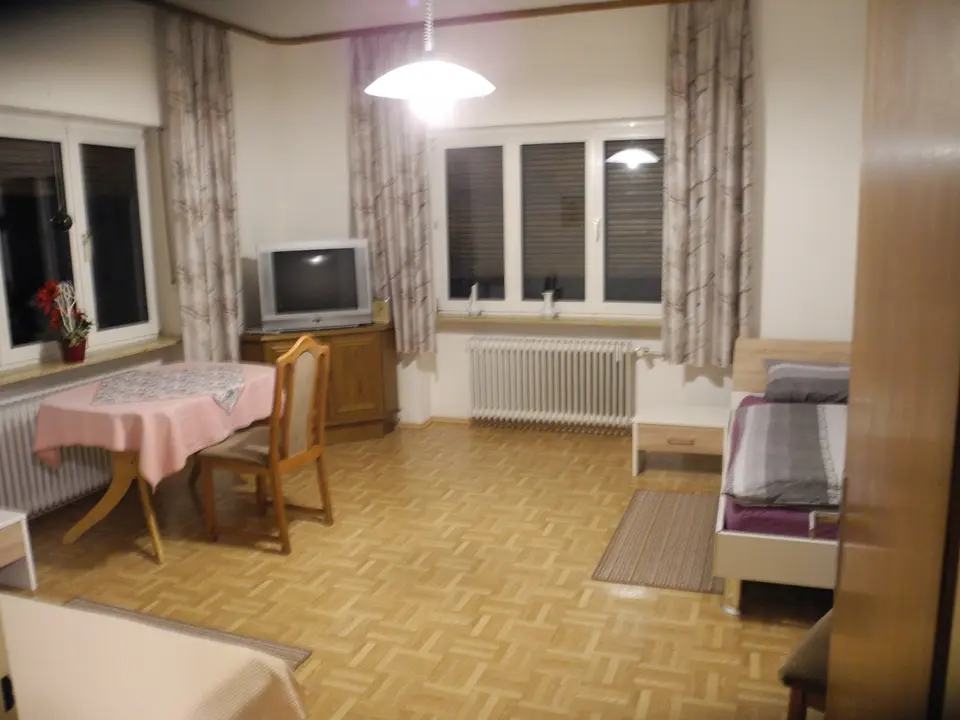 WG-Zimmer mit 12 m² in Fürth – Bild 1