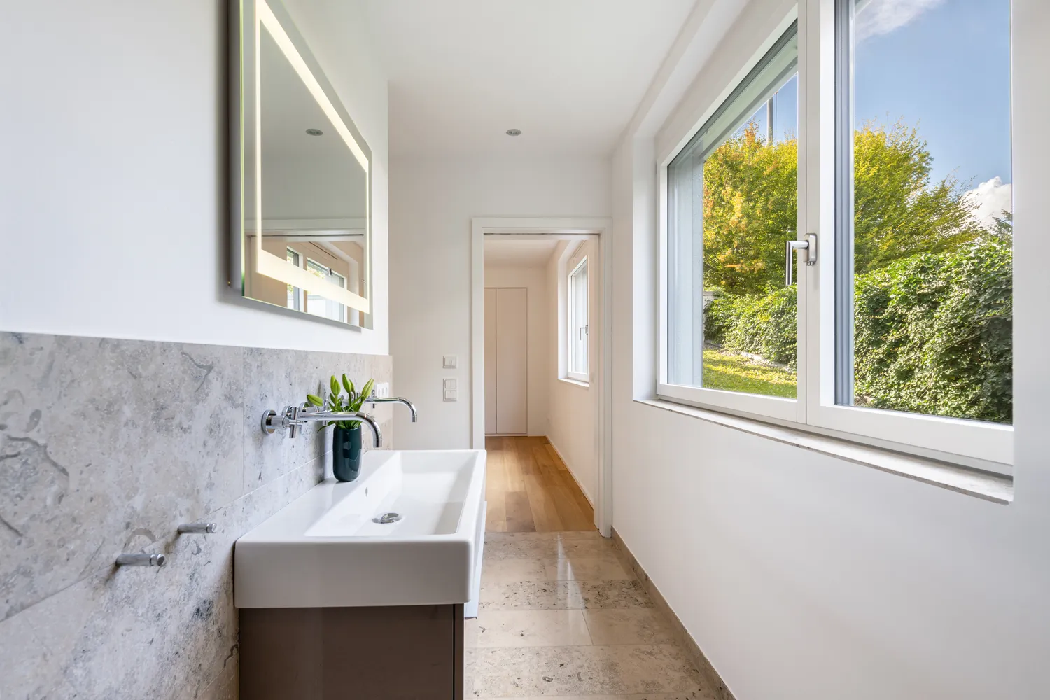 5 room apartment with 170 m² in Munich – Photo 3