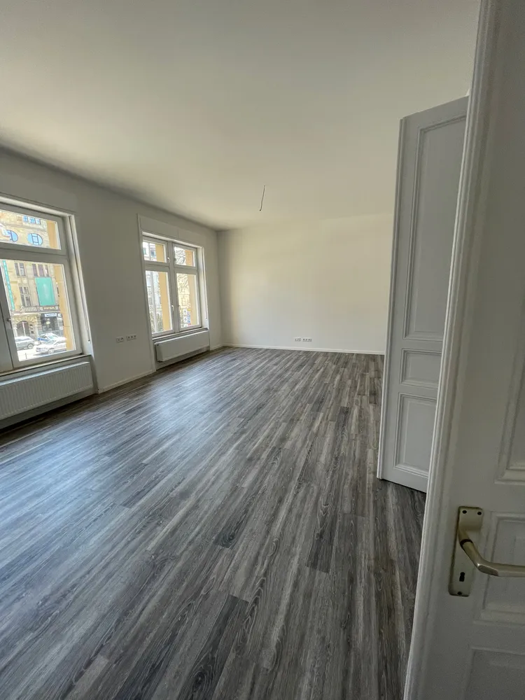 3 Zimmer Wohnung mit 110 m² in Wiesbaden – Bild 1