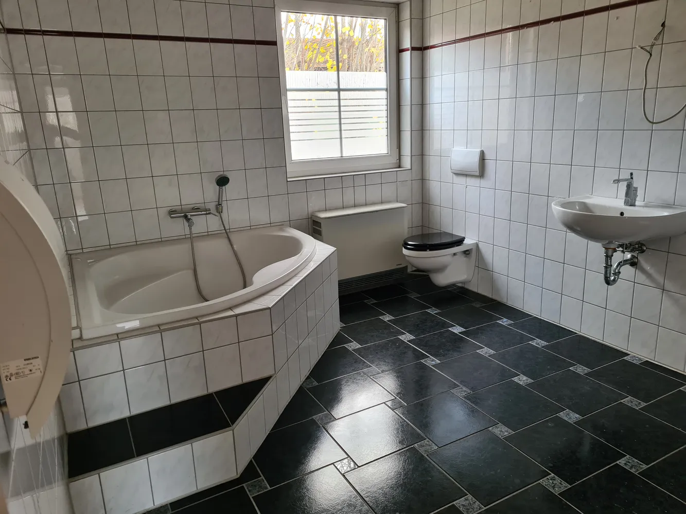 4 Zimmer Wohnung mit 141 m² in Merseburg – Bild 11