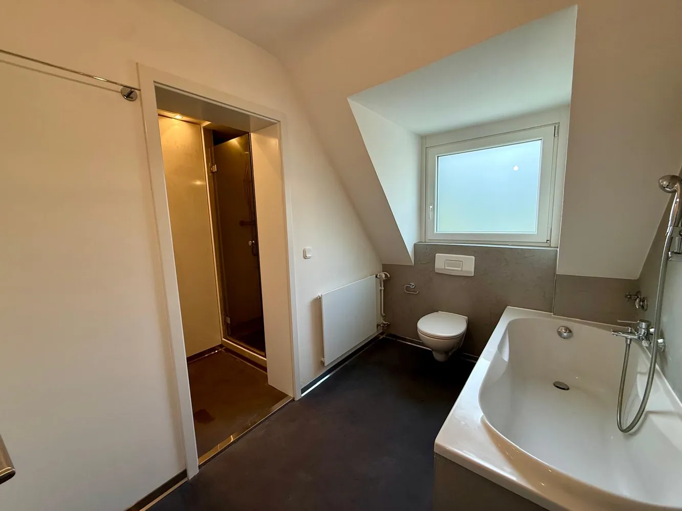 4 Zimmer Wohnung mit 120 m² in Nürnberg – Bild 10