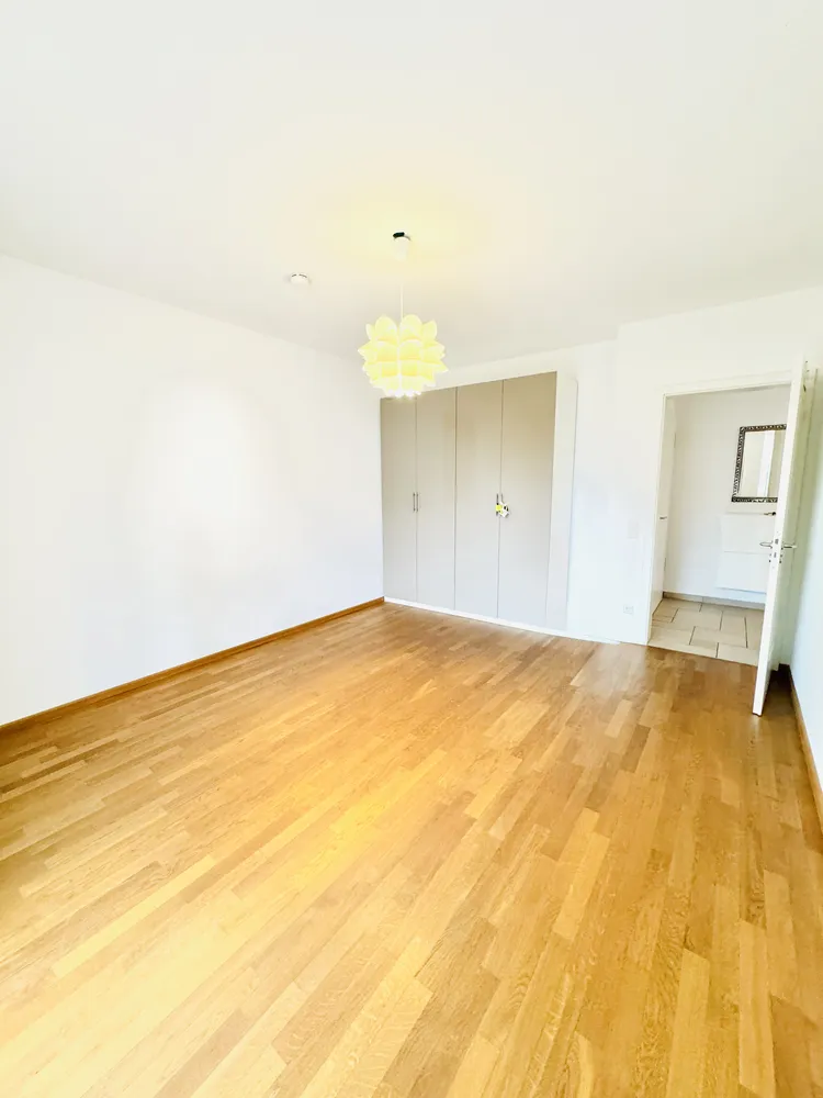 3 Zimmer Wohnung mit 106 m² in München – Bild 4