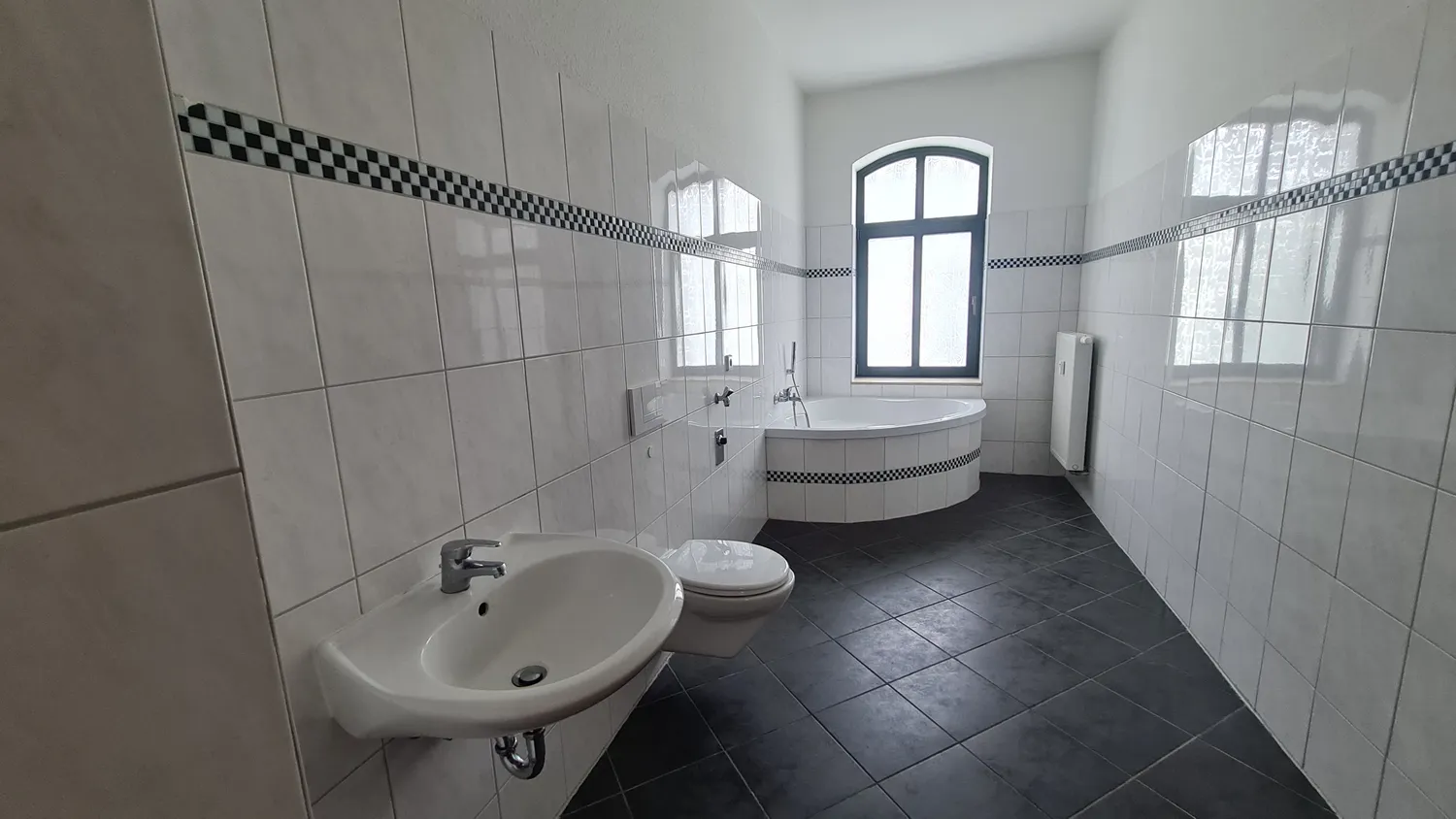2 Zimmer Wohnung mit 62 m² in Chemnitz – Bild 1