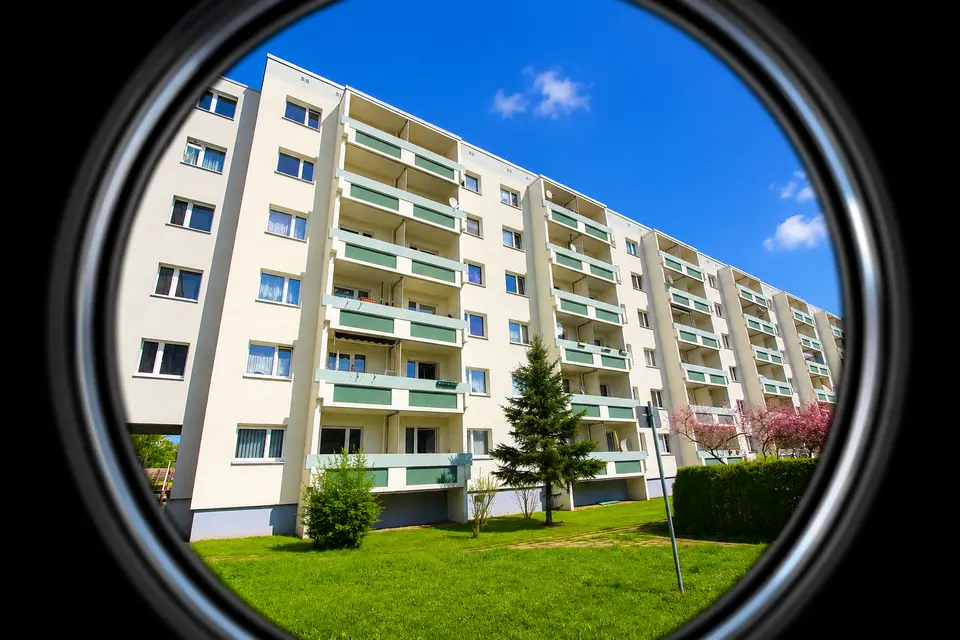 4 Zimmer Wohnung mit 64 m² in Halle (Saale) – Bild 1
