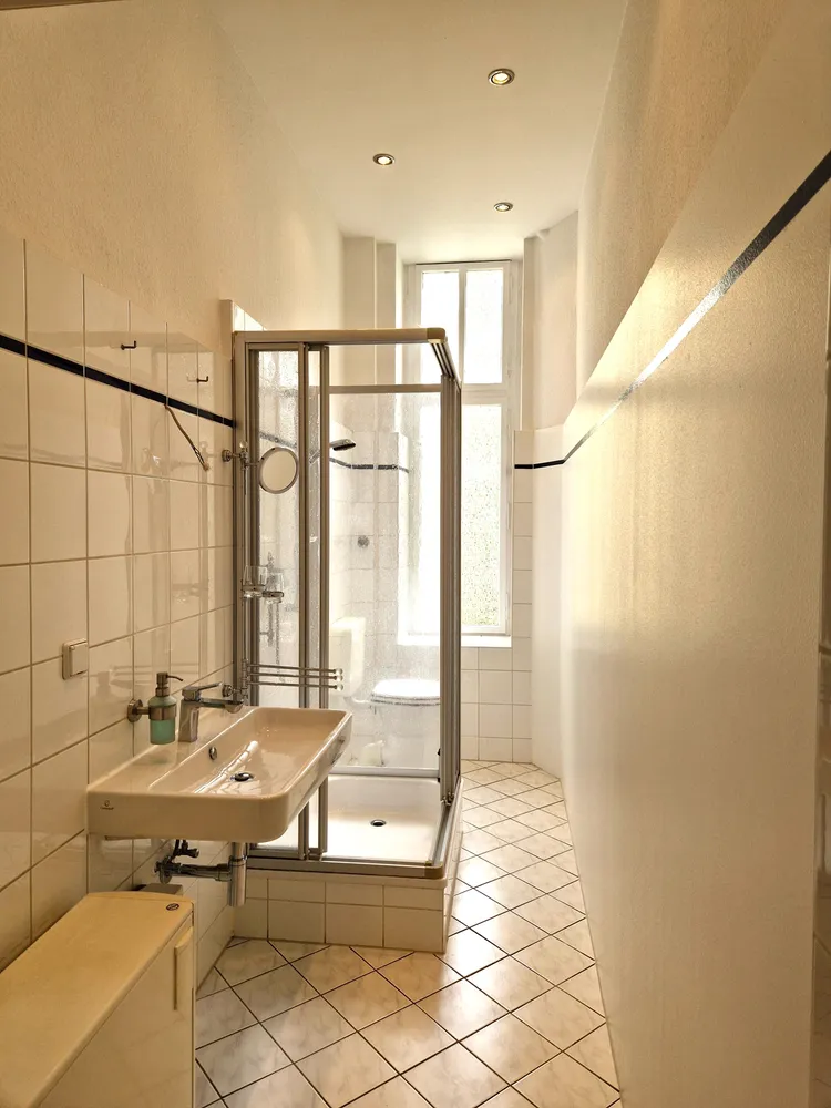 4 Zimmer Wohnung mit 109 m² in Berlin – Bild 6