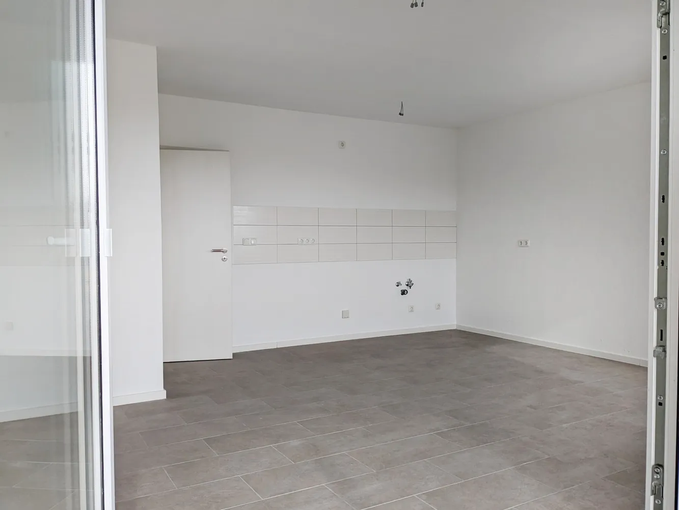 2 Zimmer Wohnung mit 60 m² in Halle (Saale) – Bild 3