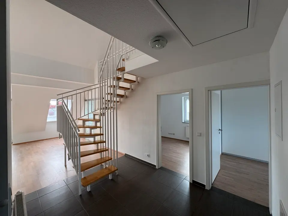 4 Zimmer Wohnung mit 99 m² in Nürnberg – Bild 4