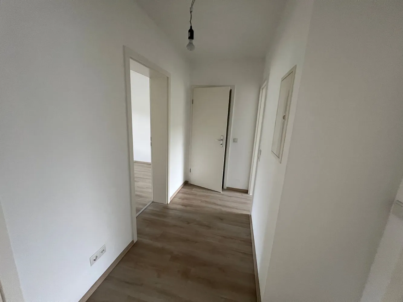 2 Zimmer Wohnung mit 56 m² in Duisburg – Bild 6