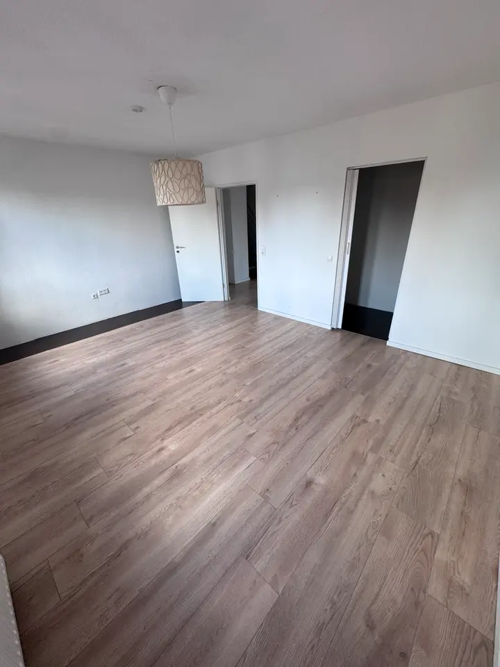 4 Zimmer Wohnung mit 120 m² in Neuss – Bild 6
