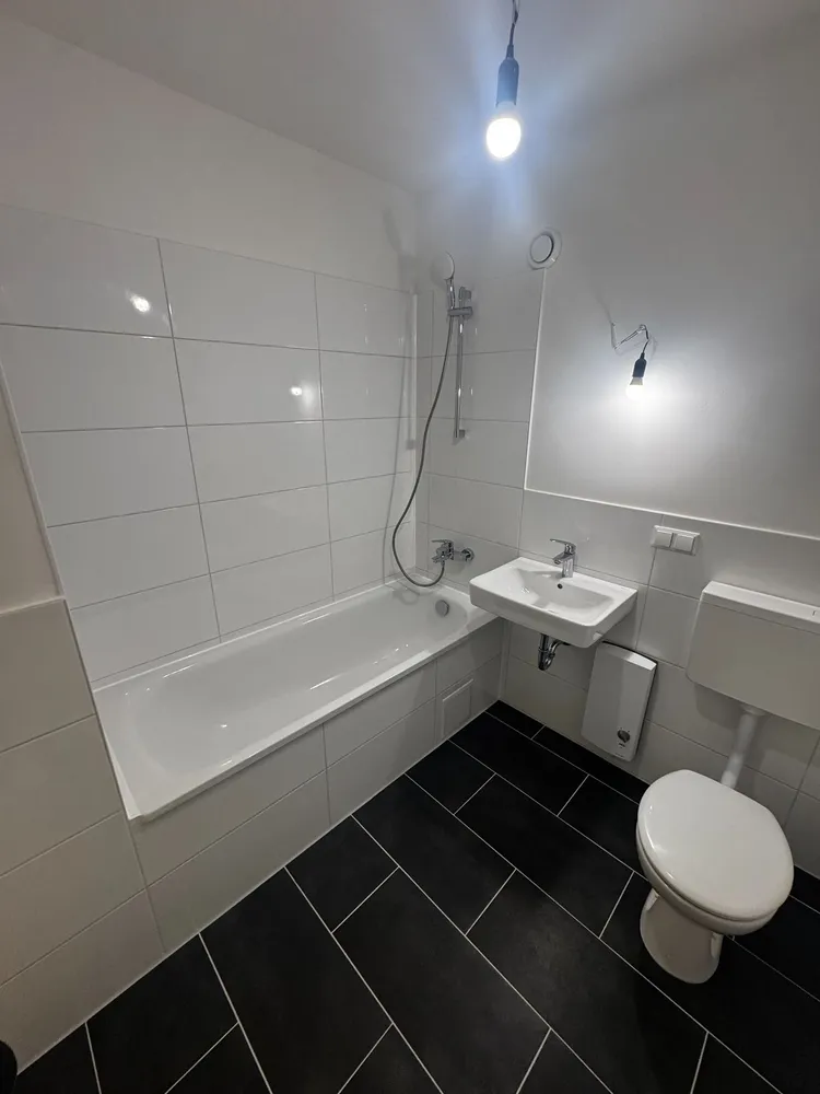 2 Zimmer Wohnung mit 55 m² in Berlin – Bild 7