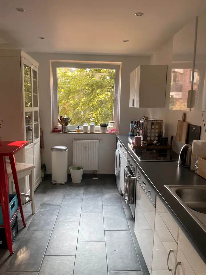 3 Zimmer Wohnung mit 80 m² in Köln – Bild 2
