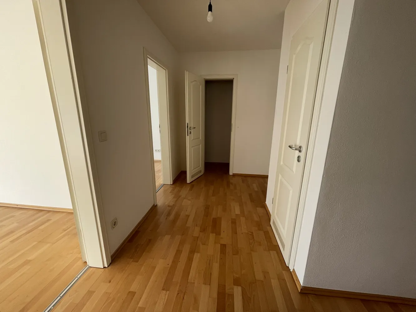 3 Zimmer Wohnung mit 82 m² in München – Bild 6
