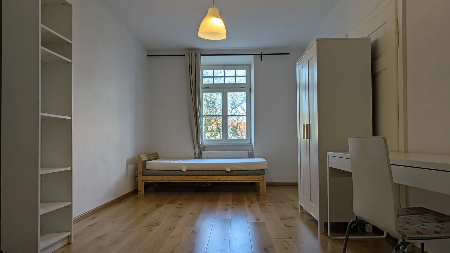6 Zimmer Wohnung mit 145 m² in München – Bild 12