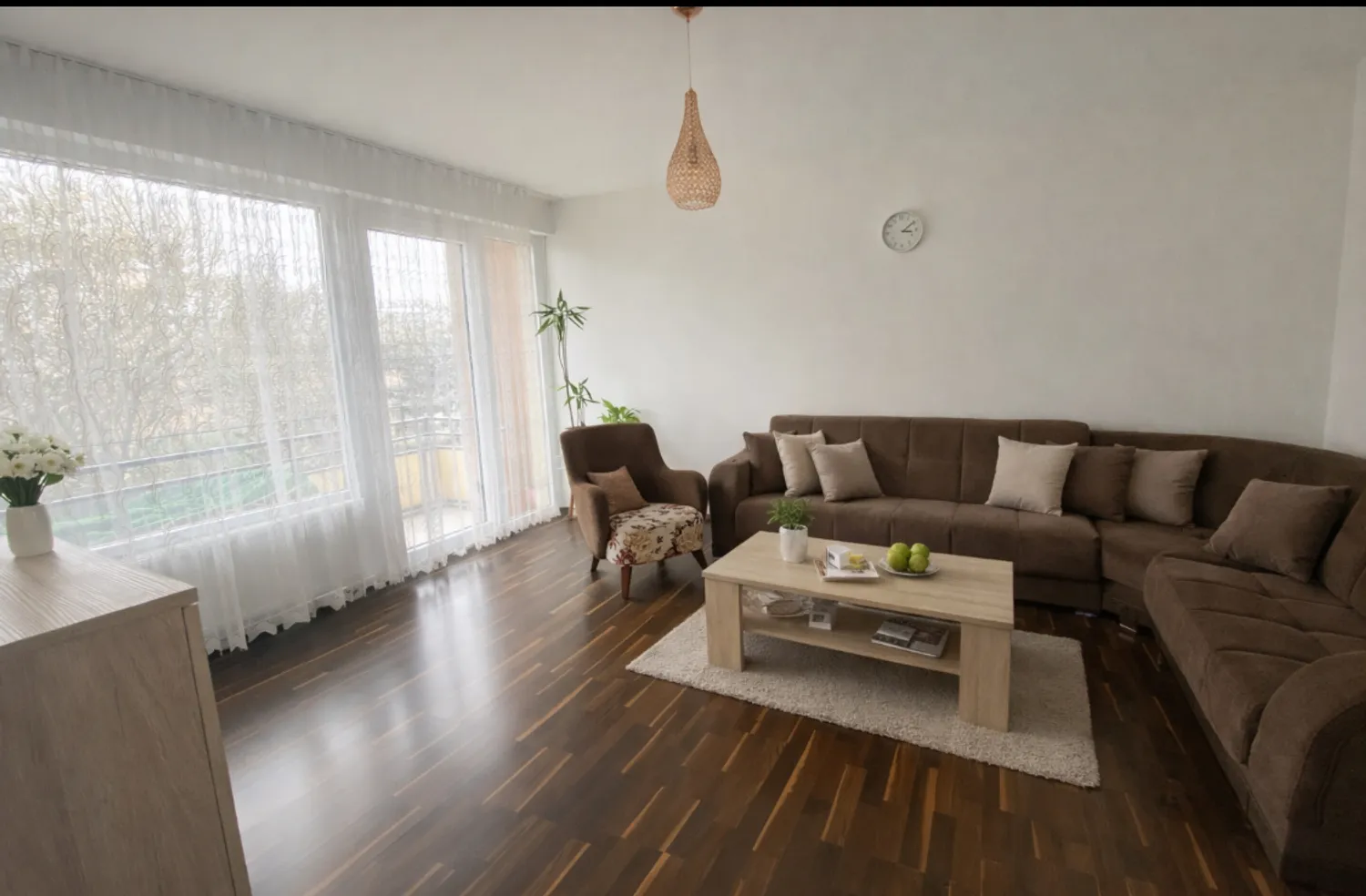 2 Zimmer Wohnung mit 63 m² in Frankfurt am Main – Bild 2