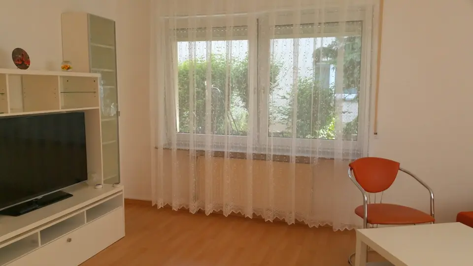 2 Zimmer Wohnung mit 47 m² in Leonberg – Bild 1