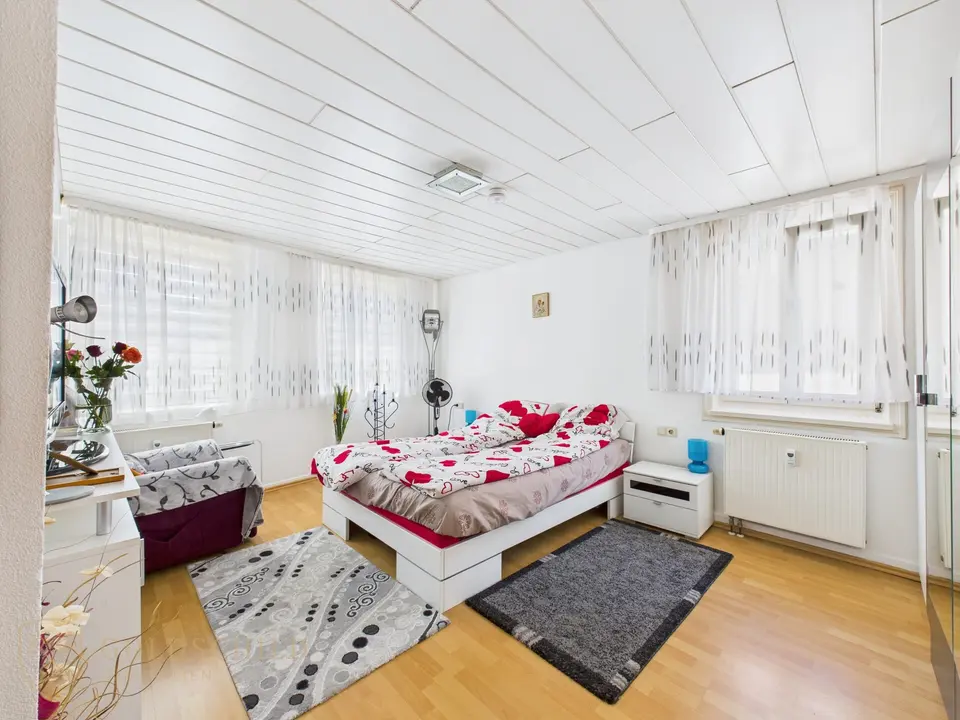 3 Zimmer Wohnung mit 100 m² in Metzingen – Bild 8