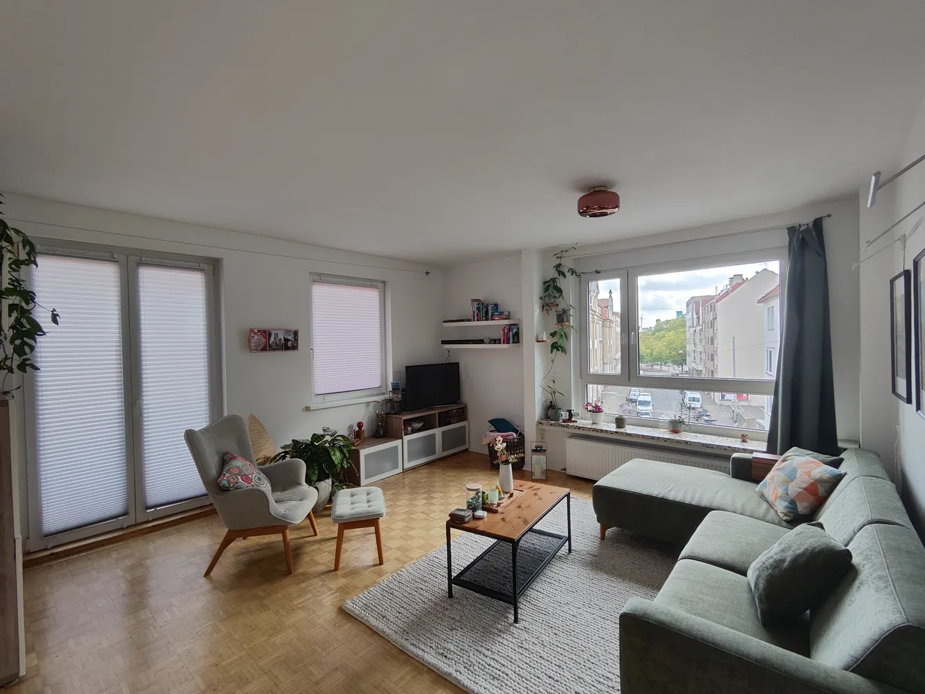 4 Zimmer Wohnung mit 107 m² in Hannover – Bild 2