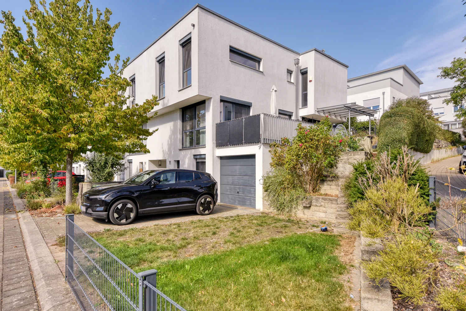 5 Zimmer Haus mit 130 m² in Stuttgart – Bild 1