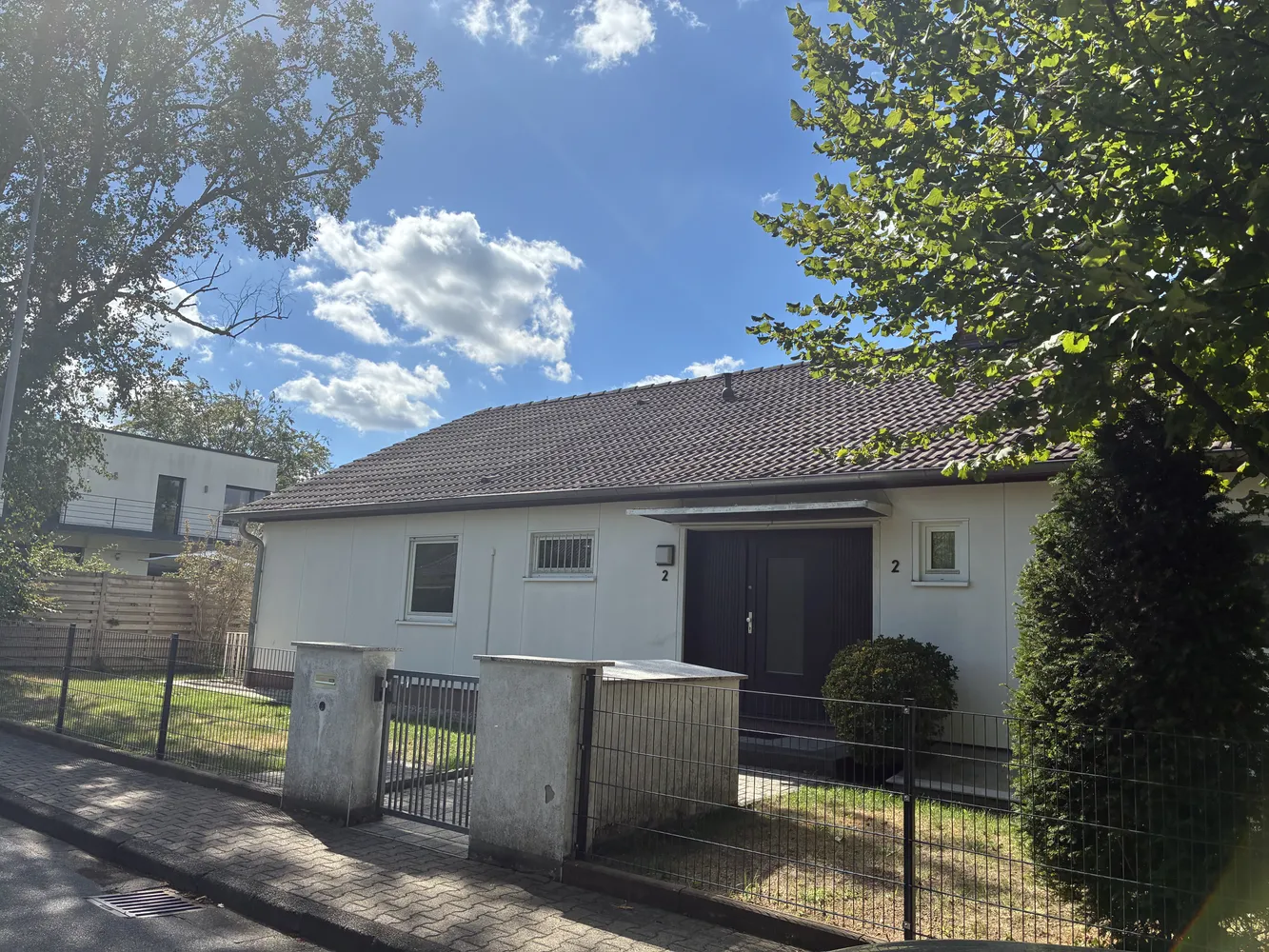 8 room house with 200 m² in Dreieich – Photo 2