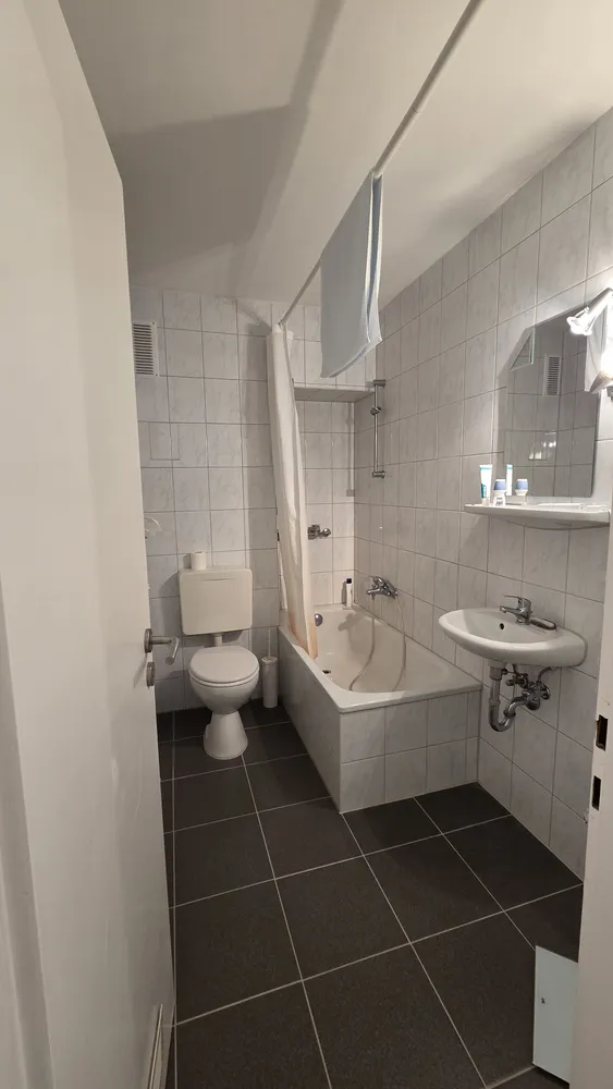 1 Zimmer Wohnung mit 33 m² in Stuttgart – Bild 4