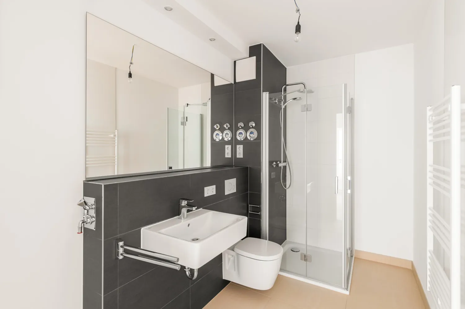 4 Zimmer Wohnung mit 117 m² in Dresden – Bild 4