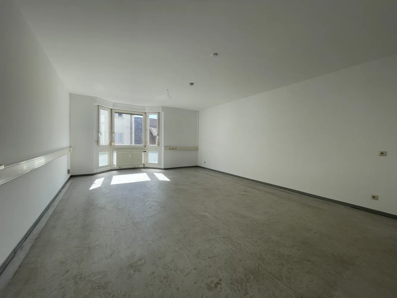 4 room apartment with 143 m² in Wiesbaden – Photo 1