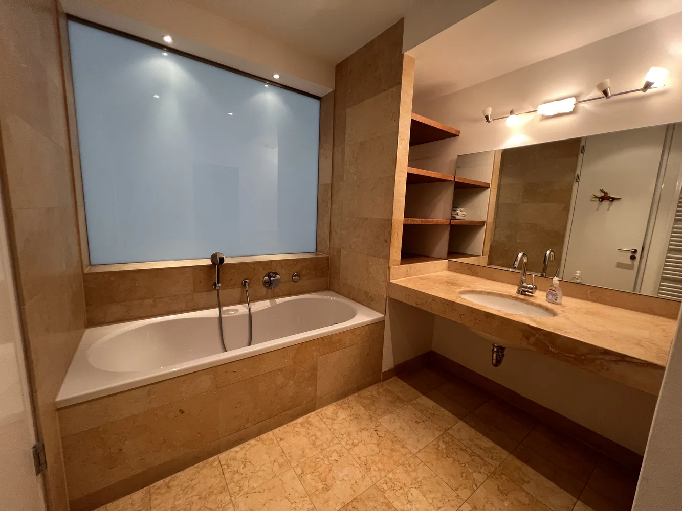 4 room apartment with 113 m² in Dresden – Photo 10