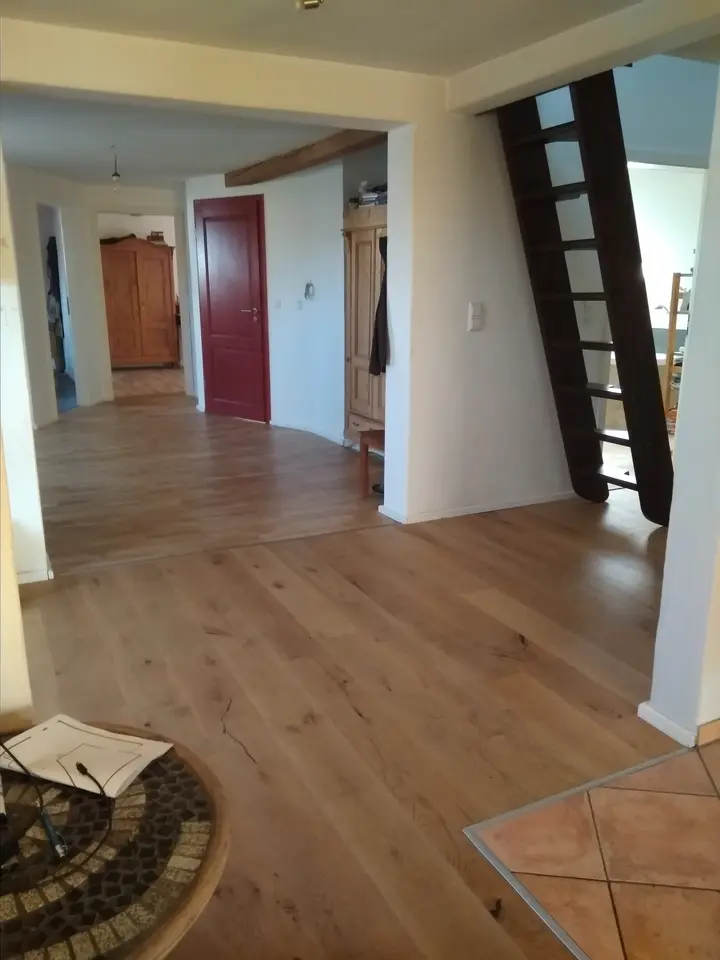 5 Zimmer Wohnung mit 130 m² in Metzingen – Bild 4