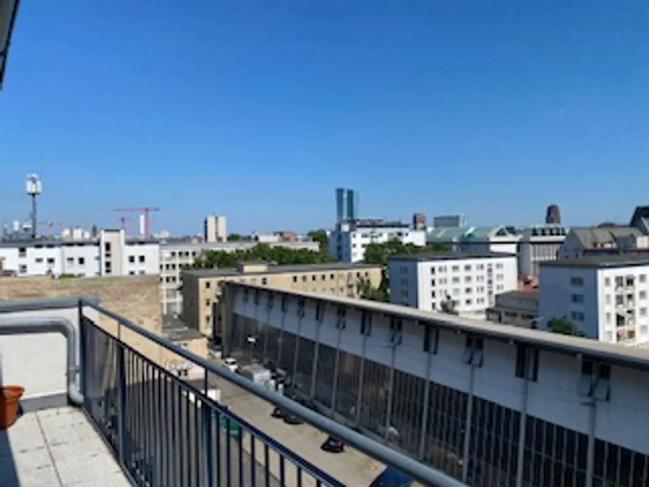 1 room apartment with 58 m² in Frankfurt am Main – Photo 4