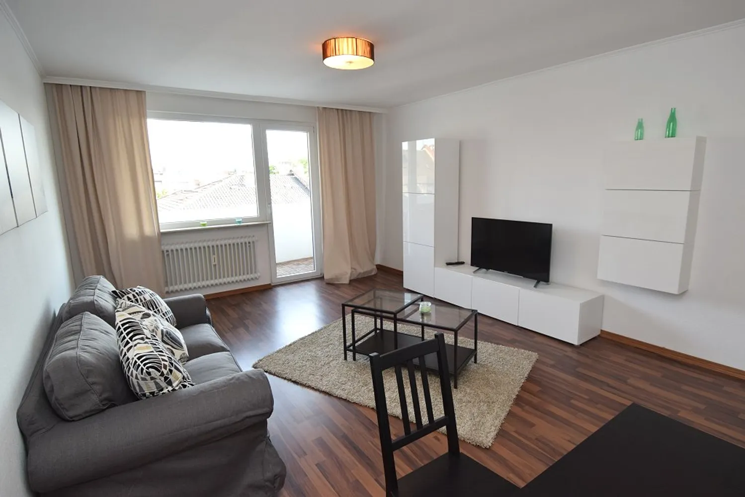 3 Zimmer Wohnung mit 82 m² in Frankfurt am Main – Bild 2