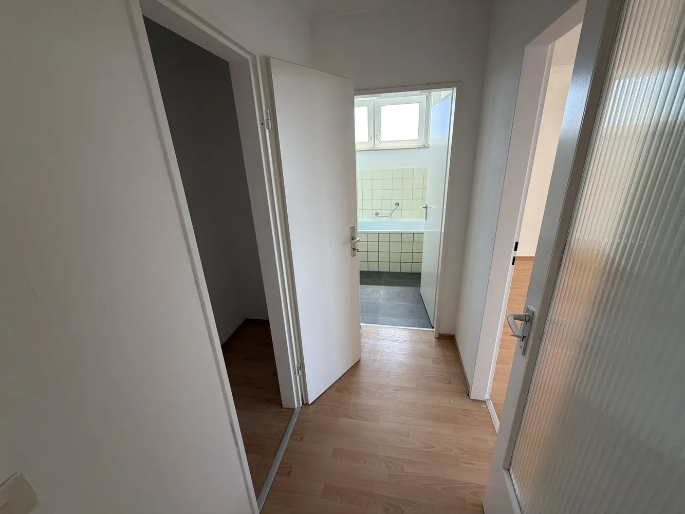 2 Zimmer Wohnung mit 69 m² in Düsseldorf – Bild 12
