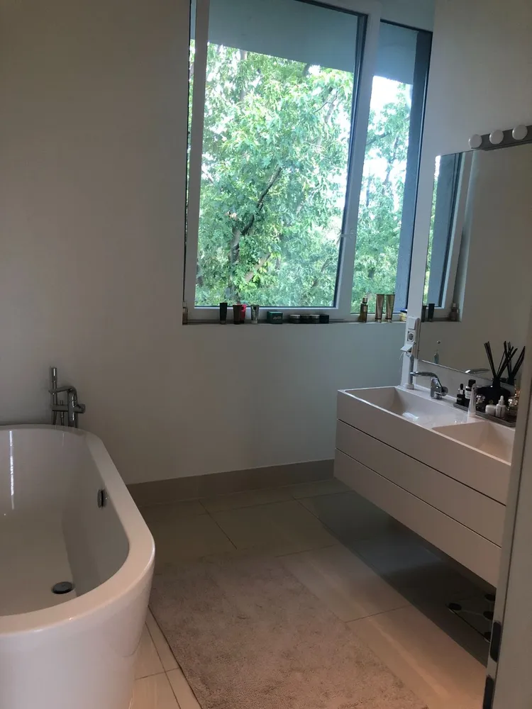 4 Zimmer Wohnung mit 151 m² in Düsseldorf – Bild 4