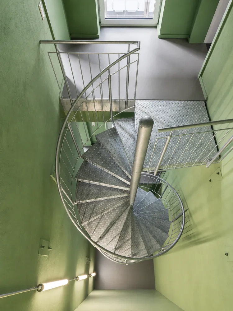 2 Zimmer Wohnung mit 131 m² in Düsseldorf – Bild 9