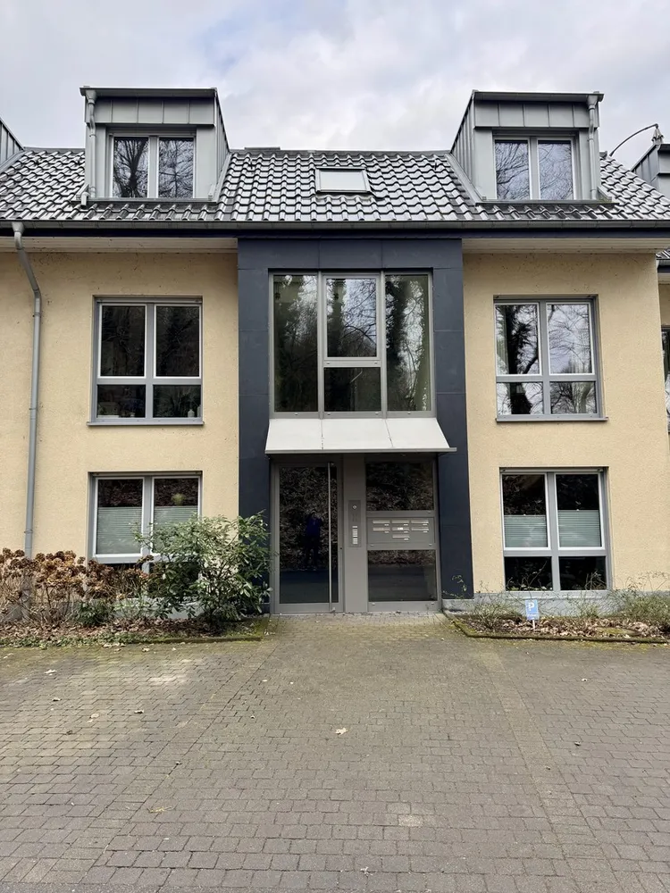 2 Zimmer Wohnung mit 65 m² in Aachen – Bild 1