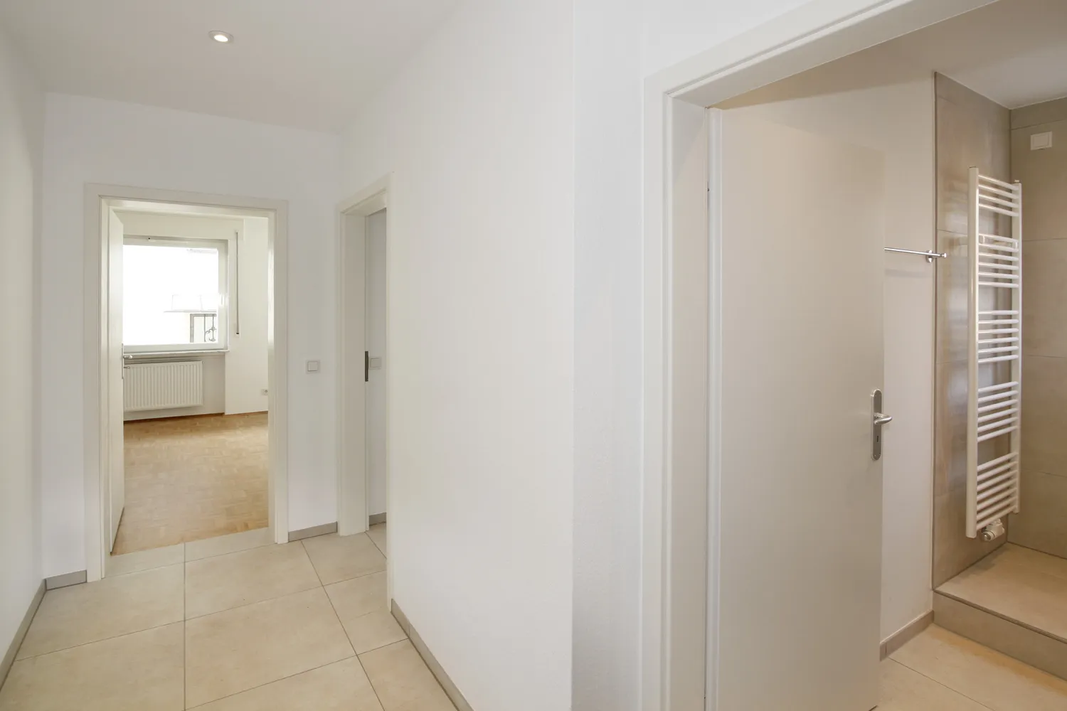 2 Zimmer Wohnung mit 54 m² in Wiesbaden – Bild 8