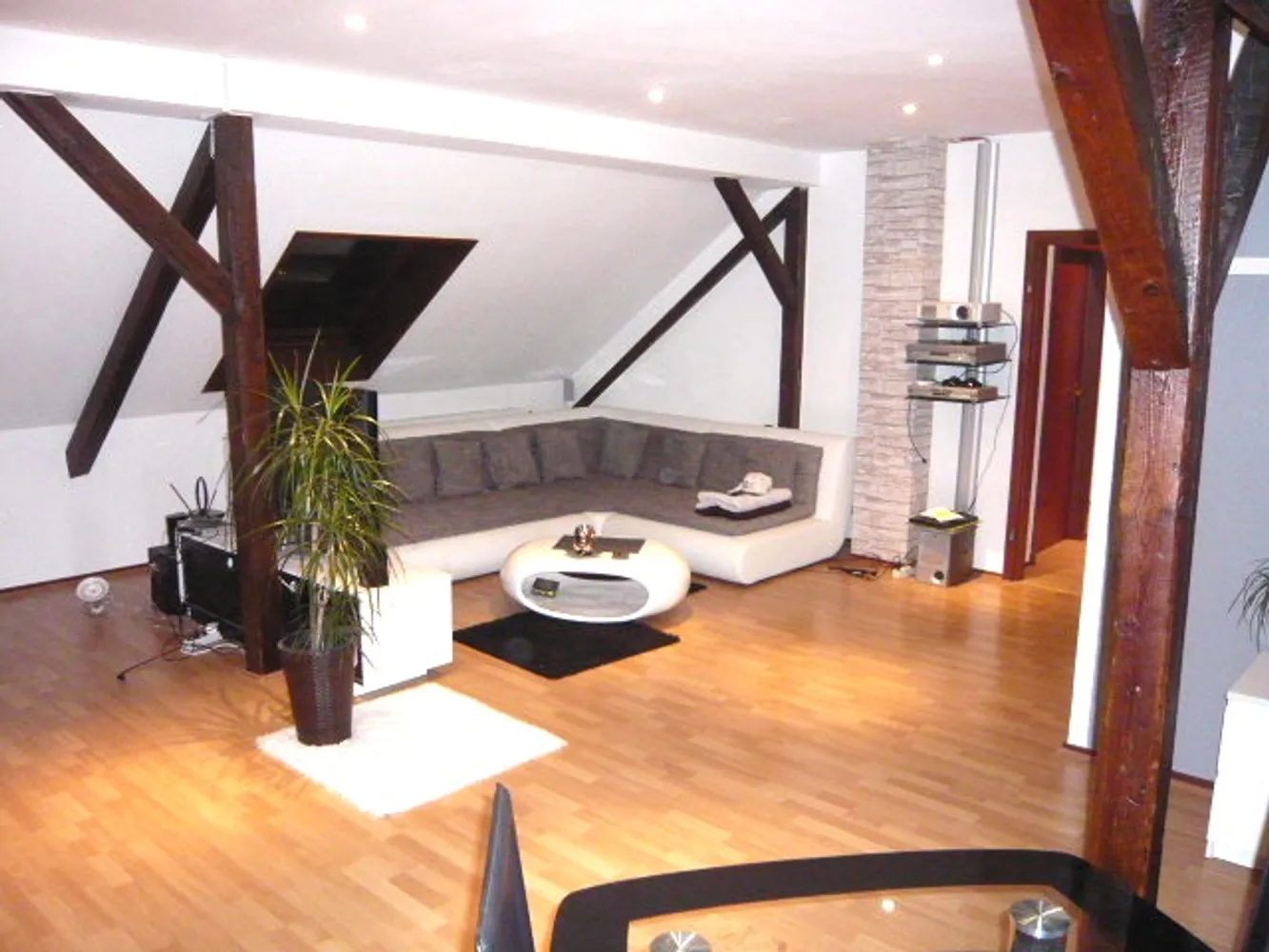 3 Zimmer Wohnung mit 65 m² in Oberhausen – Bild 2